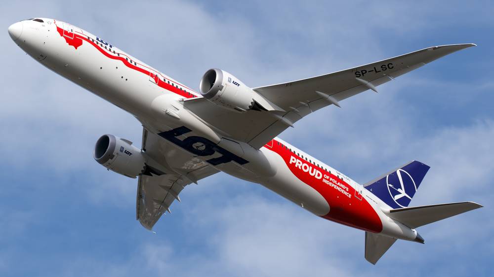 В Америку на новеньких Boeing Dreamliner польской авиакомпании LOT